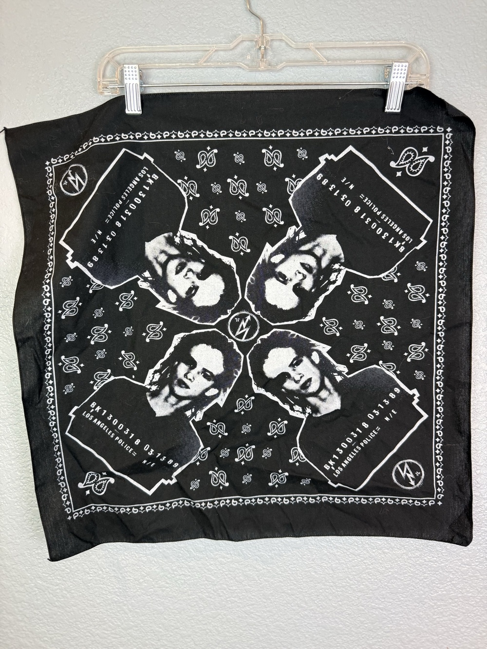 Bandana Scarf Juliette Lewis 21x21 Black Paisley Graphic Los Angeles Police Punk